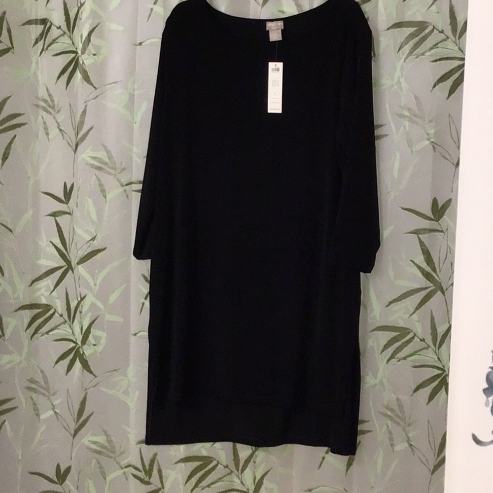 NWT Chico’s Travelers Hi/Low Jet Black Tunic. 3/4 sleeve top. Sz 1 (8-10)